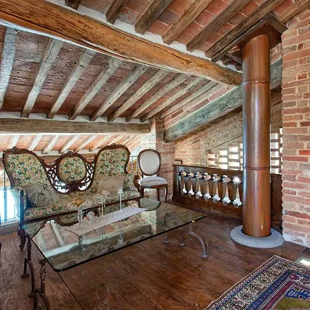 La Pinetina Villa Cortona