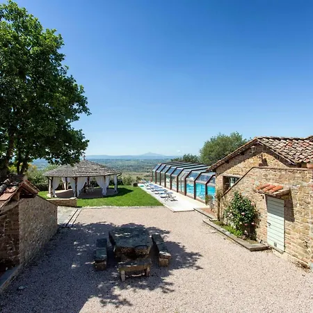 Villa La Pinetina *