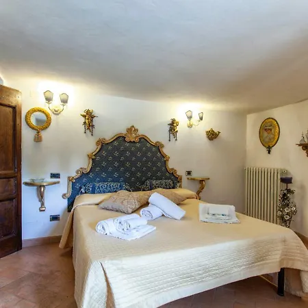 La Pinetina Villa Cortona